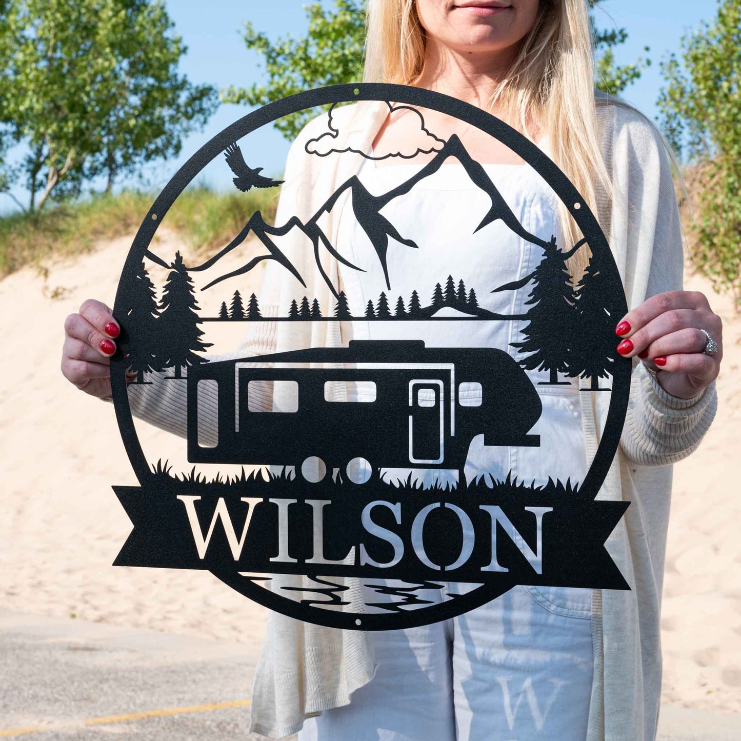 Fifth Wheel Outdoor Monogram